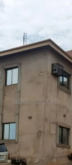 5bdrm Duplex in Golf Estate G. R. A for sale