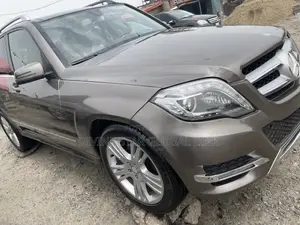 Mercedes-Benz GLK-Class 350 2014 Gray