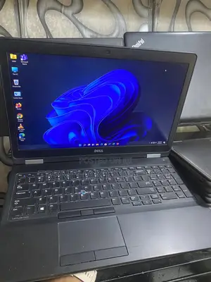 Laptop Dell Latitude 15 E5570 16GB Intel Core I7 SSD 256GB