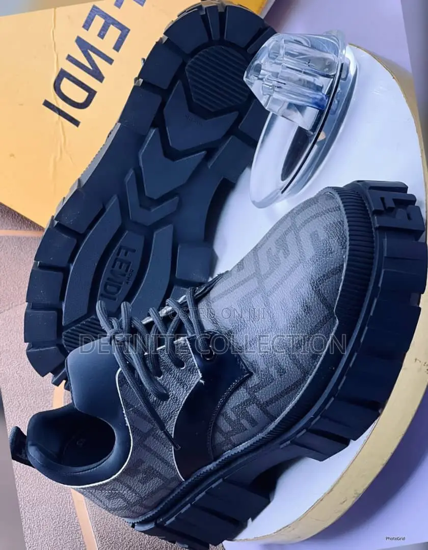 FENDI Luxury Shoe