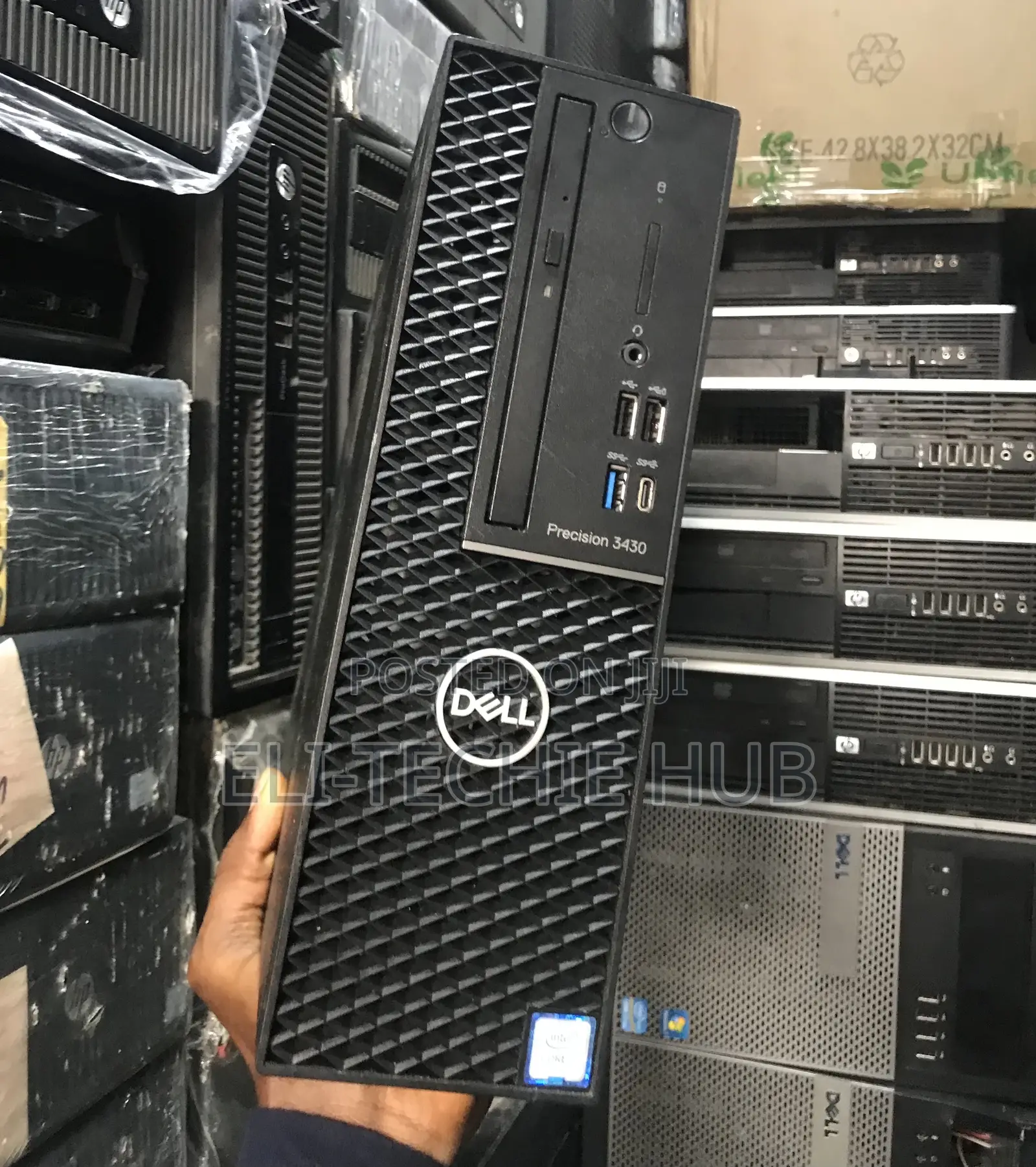 Desktop Computer Dell 8GB Intel Core I7 SSD 256GB