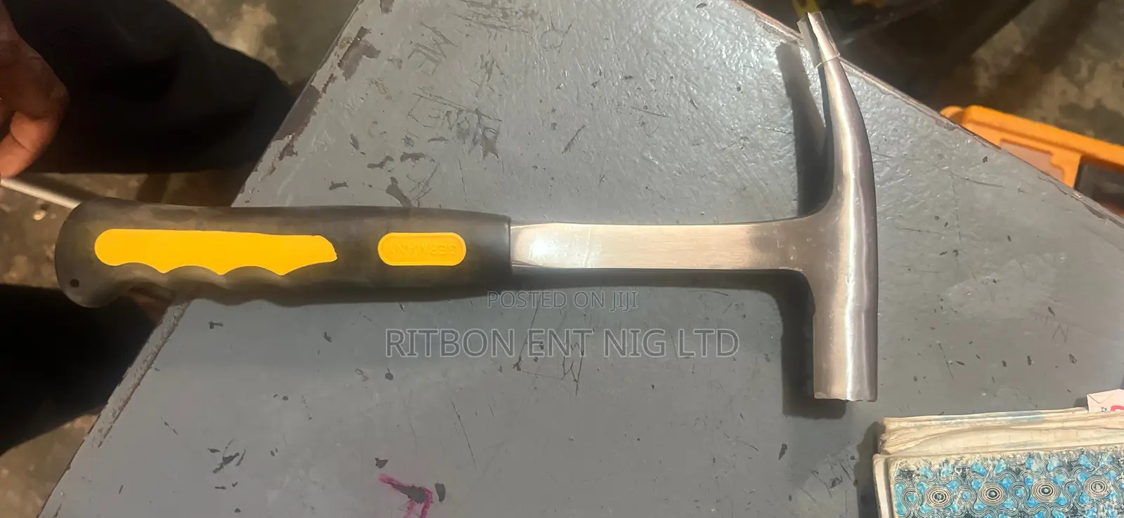 Claw Hammer
