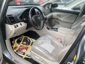 Toyota Venza AWD 2010 Green