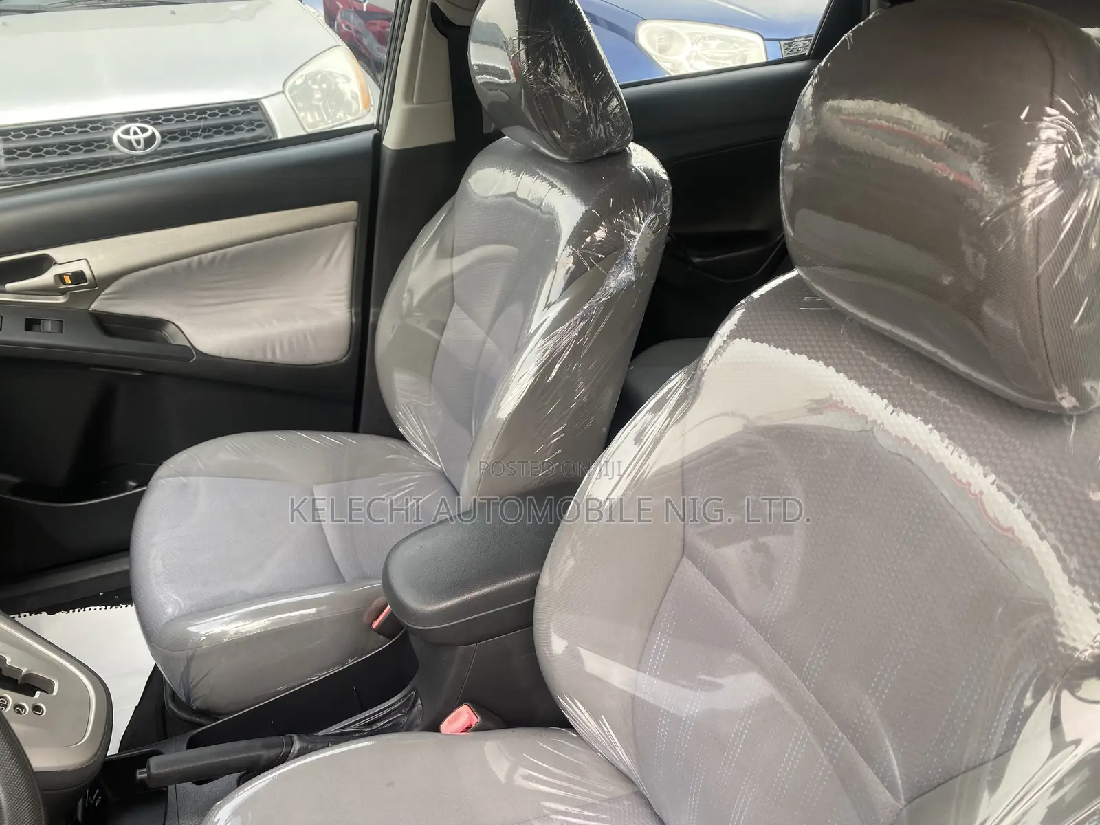 Toyota Matrix 2012 Gray