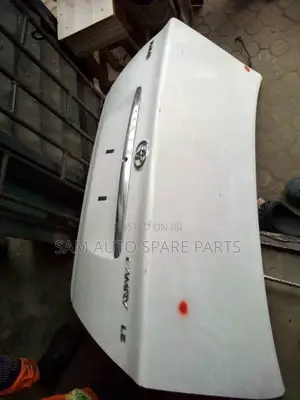 Toyota Camry Boot 05