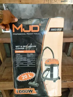 Wet and Dry Vacuum Cleaner