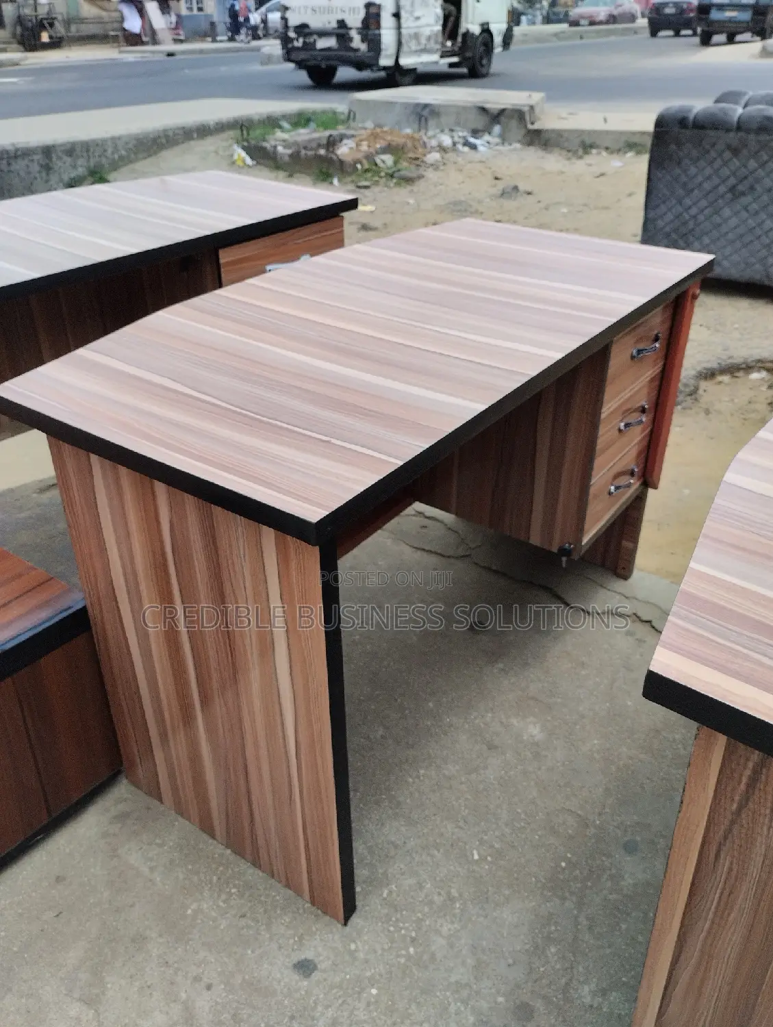 Office Table 4ft