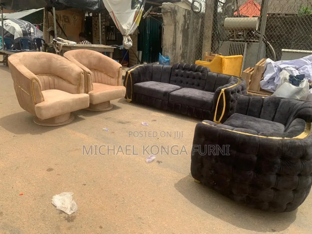 Luxurious 7 Seaters Sofa