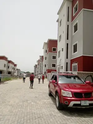 Furnished 3bdrm Apartment in Sterling Height, Ketu-Alapere for rent