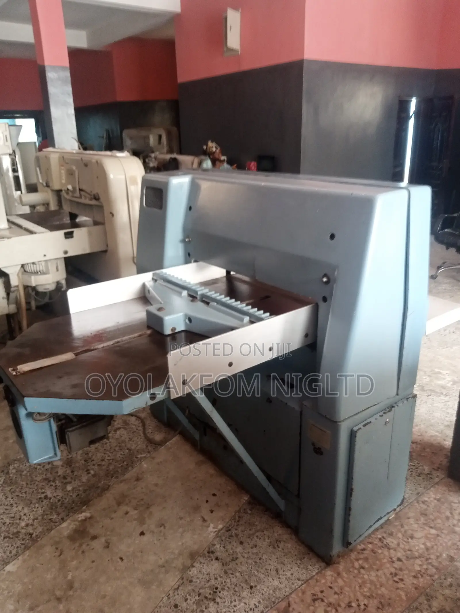 Wohlenberg Cutting Machine Size 30
