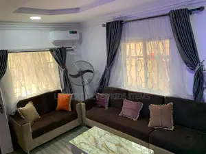 Executive 7 Seater Sofa With 7 Pillows Brand New