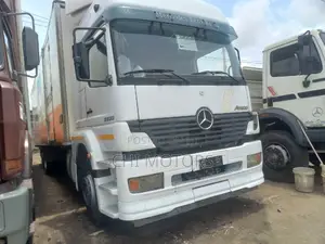 Mercedes Truck Ateco 8tyres
