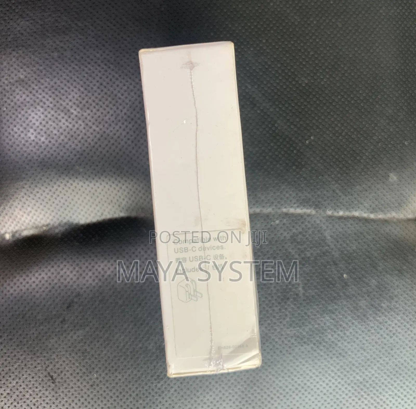 Apple USB-C Power Adapter 61 Watts United States