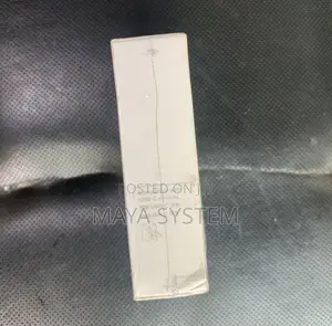Apple USB-C Power Adapter 61 Watts United States