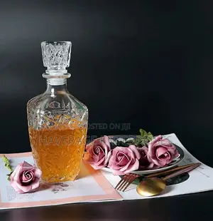 European Style Glass Decanter Storage Container for Liquor
