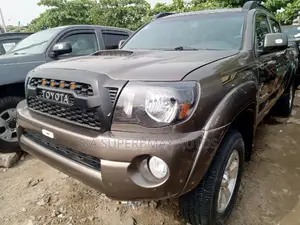 Toyota Tacoma Double Cab V6 Automatic 2010 Brown