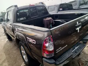 Toyota Tacoma Double Cab V6 Automatic 2010 Brown