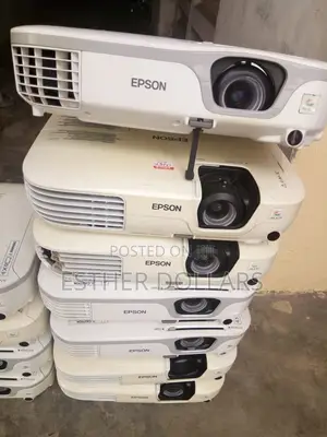 Clean UK Used Projectors for Learning
