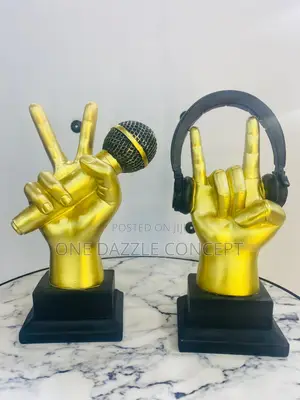 Hand Statue Gesture Sculpture Art