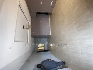 3bdrm Block of Flats in Dawaki for rent
