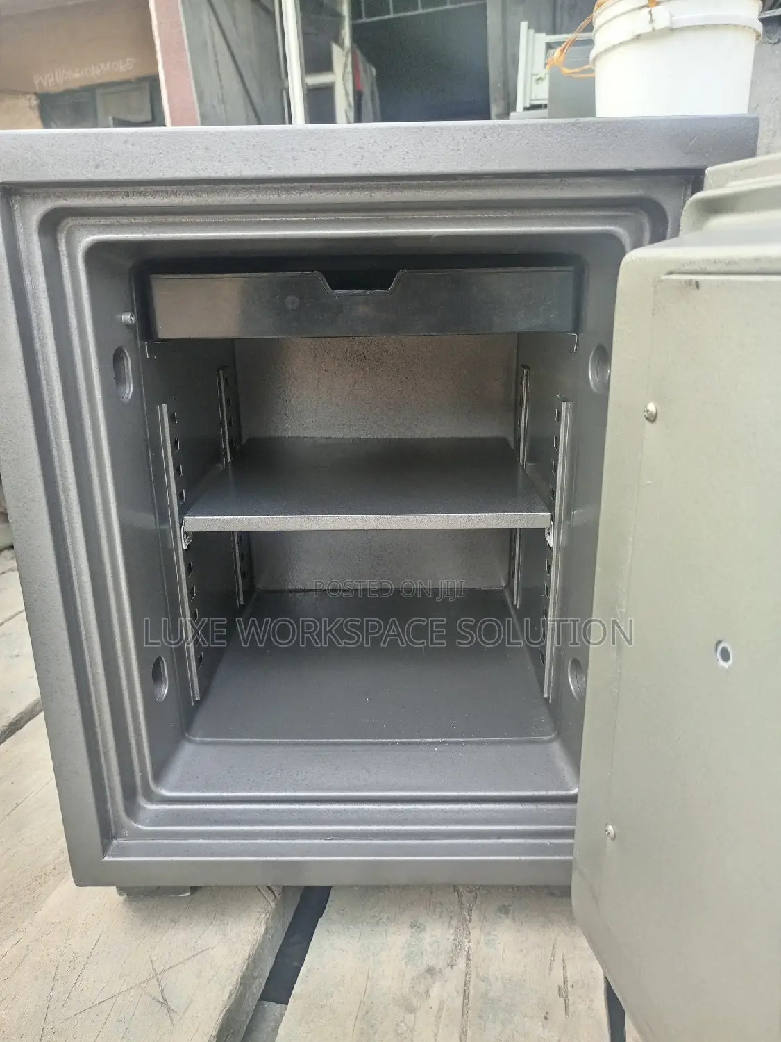 Medium Sized Fireproof Safe