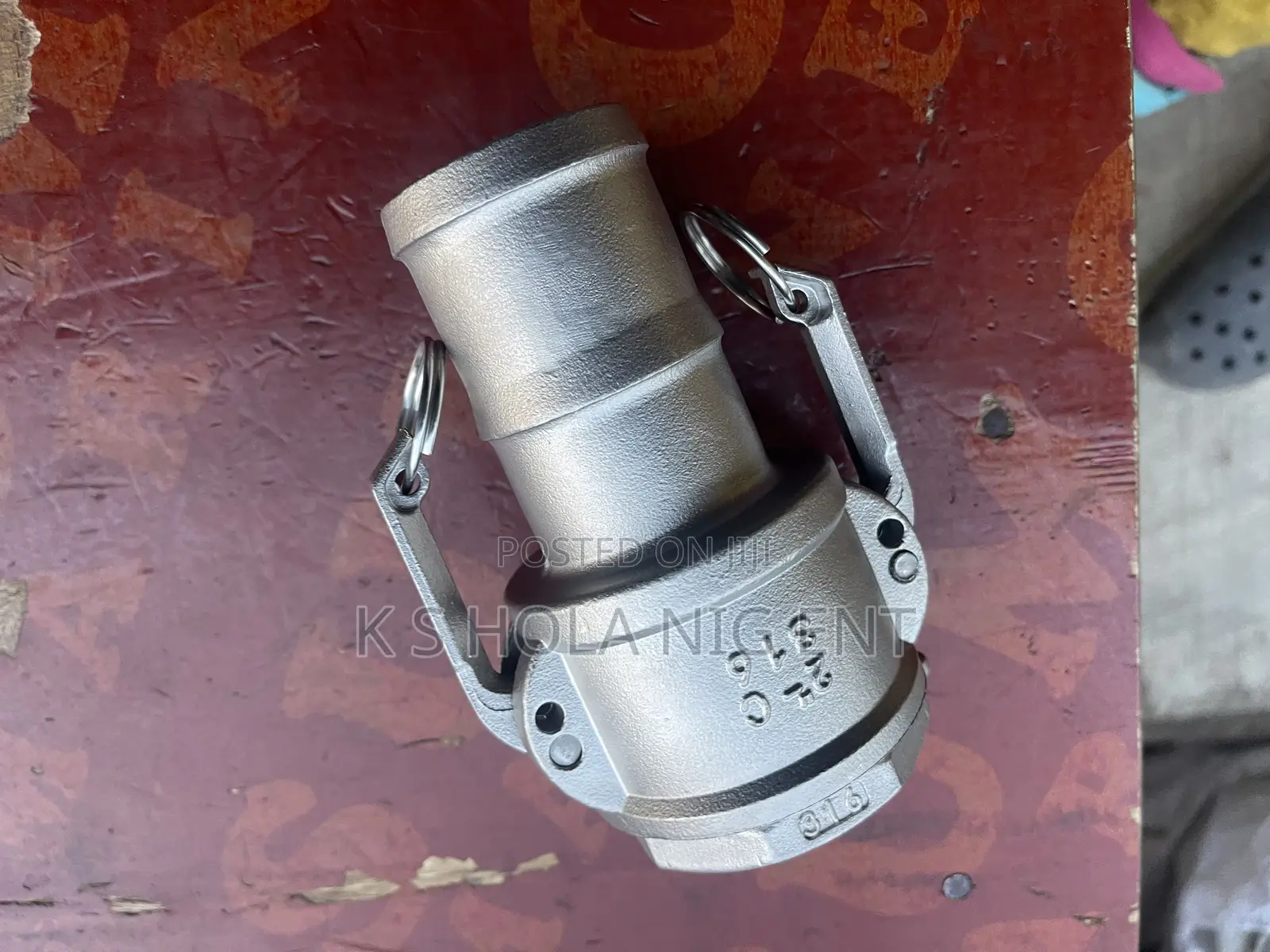 2”. Cam Lock Clip for Hose