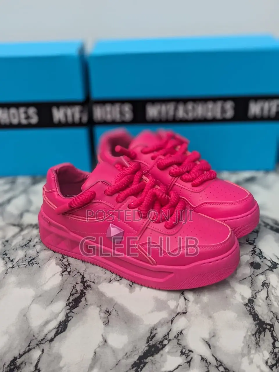 High Quality Sneakers