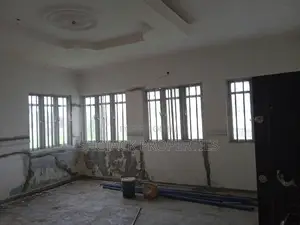 4bdrm Bungalow in New Heaven Layout,, Yenagoa for sale