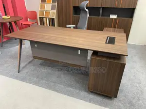 1.6 Meters Executive Table With Extension