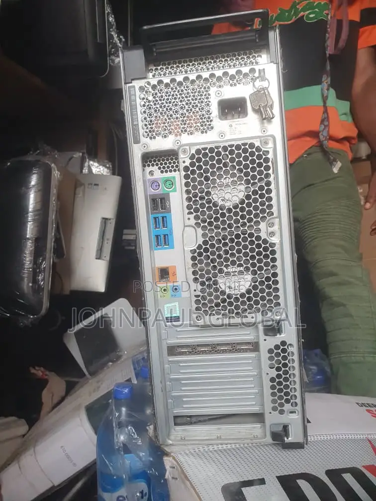 Server HP Easy Connect 32GB Intel Xeon HDD 1T