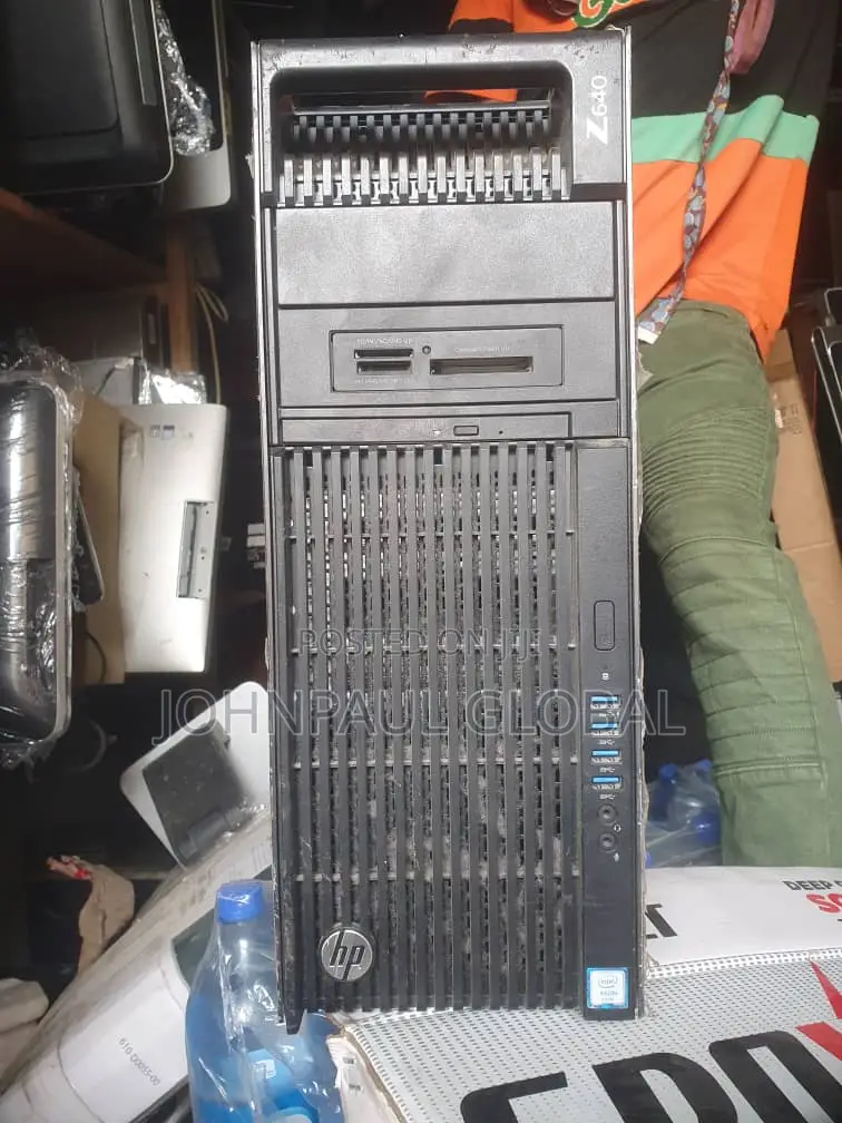 Server HP Easy Connect 32GB Intel Xeon HDD 1T