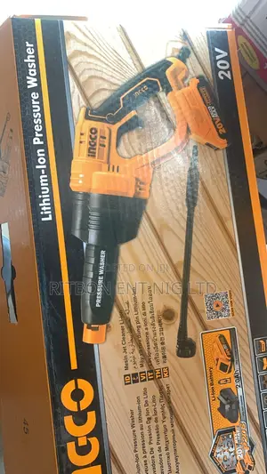 Cordless Pressure Washer