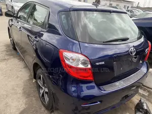 Toyota Matrix 2010 Blue