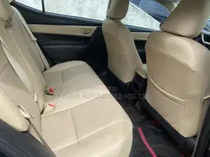 Toyota Corolla LE 4dr Sedan (1.8L 4cyl CVT) 2016 Blue