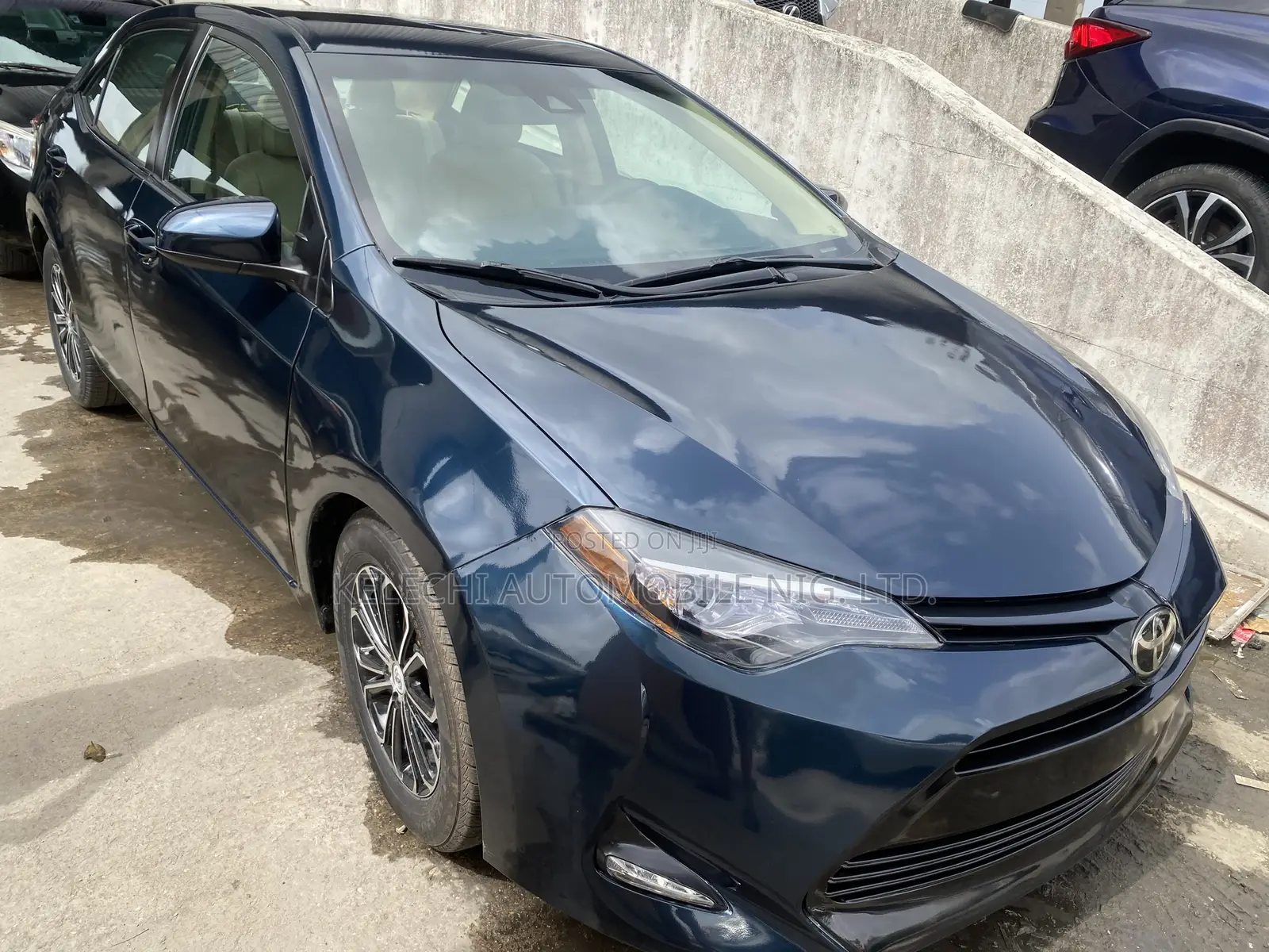 Toyota Corolla 2017 Blue