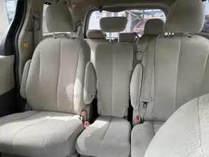 Toyota Sienna LE 7 Passenger 2011 Gold