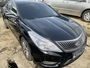 Hyundai Grandeur 2.2 CRDi 2012 Black