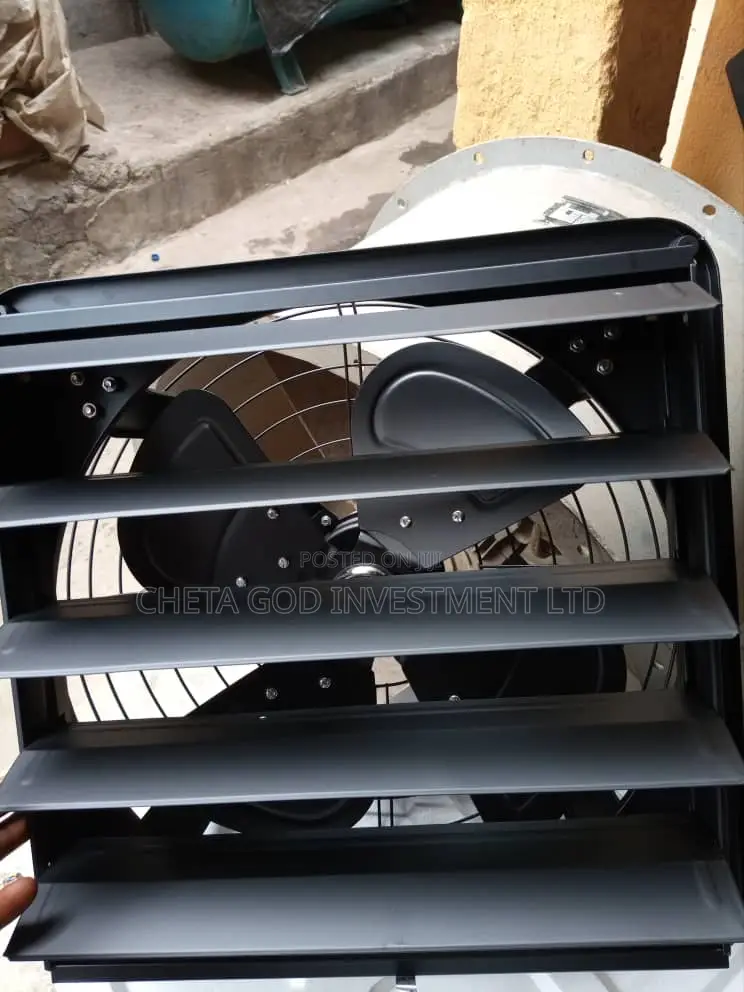 16" Extractor Fan With Louvre
