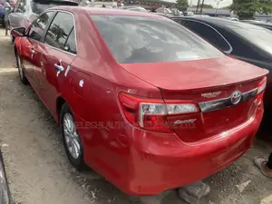 Toyota Camry 2014 Red