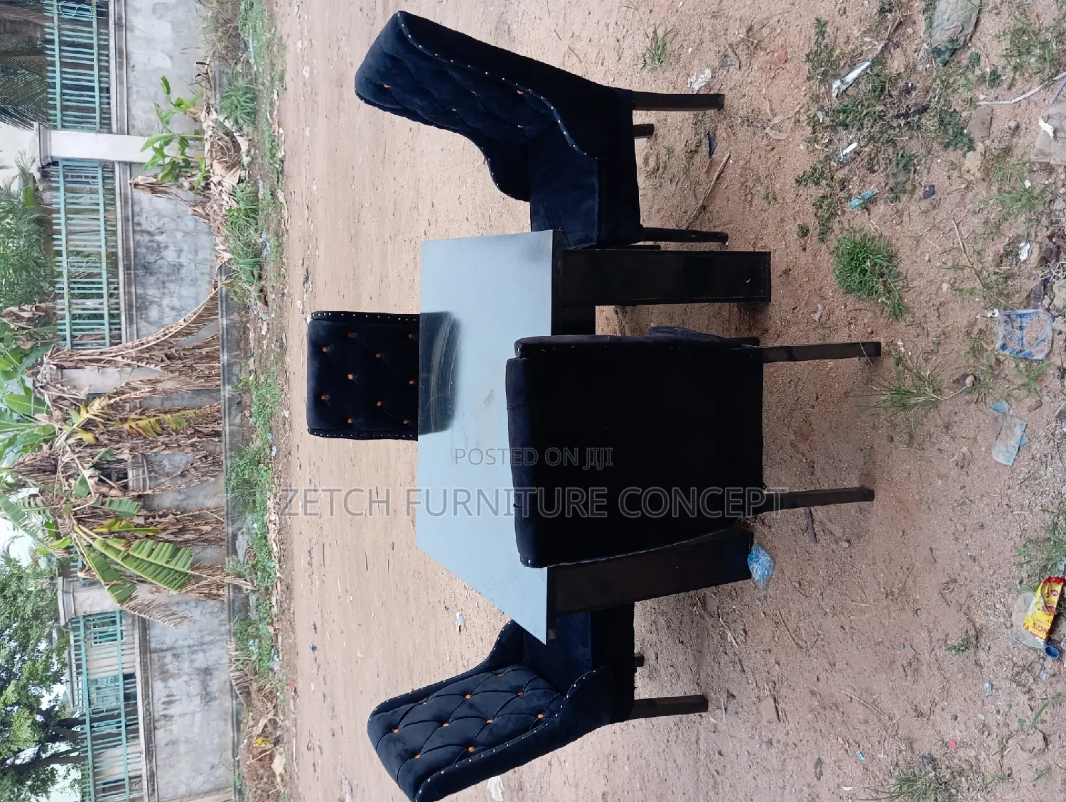 Standard 4 Seaters Dining Table