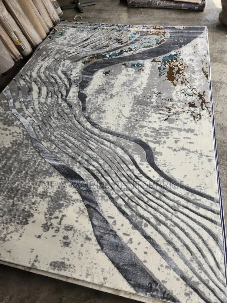 New Modern Turkish Persian Centre Rug