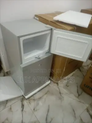 Brand New Skyrun Refrigerator Bcd85hc 85l