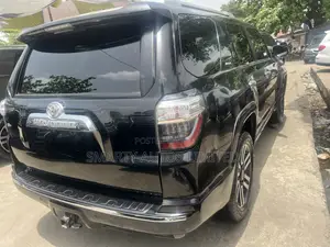 Toyota 4-Runner 2016 Black