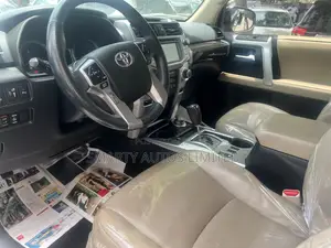 Toyota 4-Runner 2016 Black