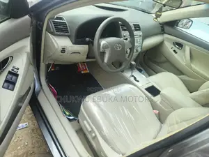 Toyota Camry 2.4 LE 2008 Gray