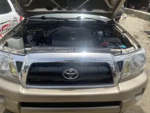 Toyota Tacoma Double Cab V6 2012 Gold