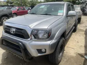 Toyota Tacoma 2014 Silver