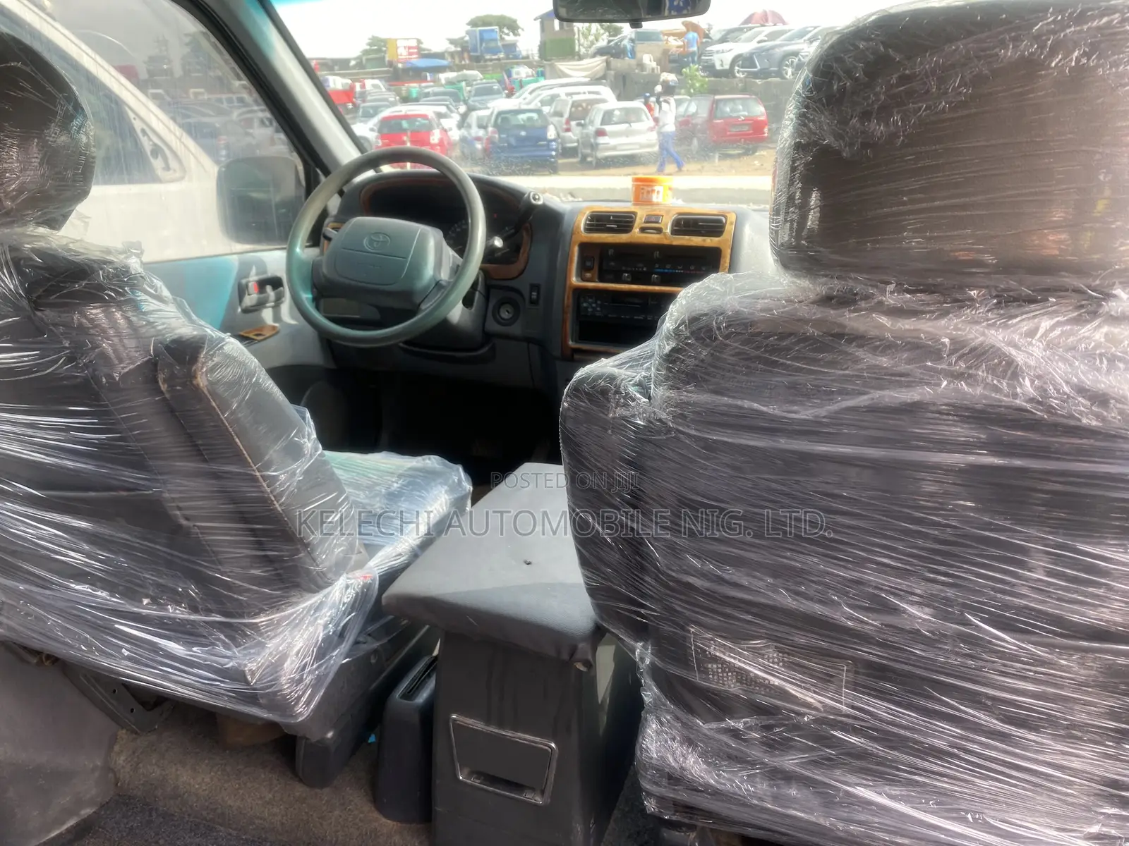 Toyota HiAce 2005 Silver
