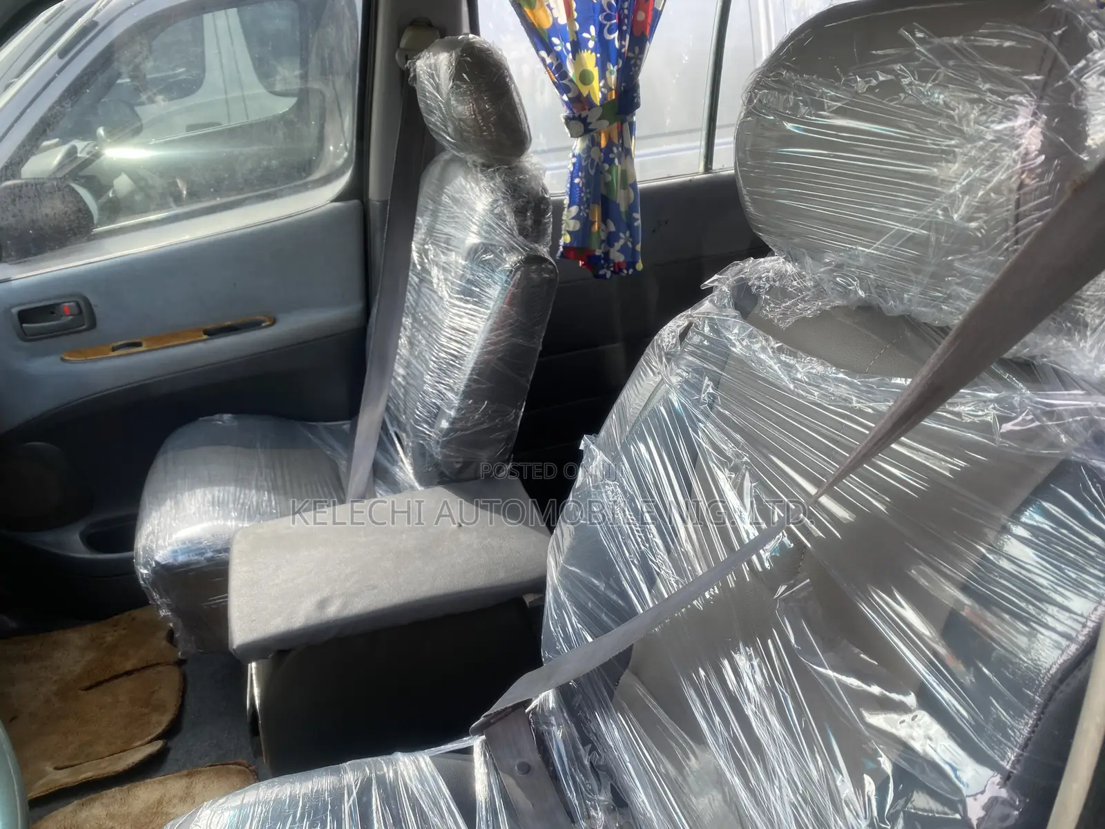 Toyota HiAce 2005 Silver