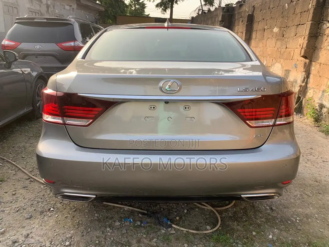 Lexus LS 460 L AWD 2017 Gray